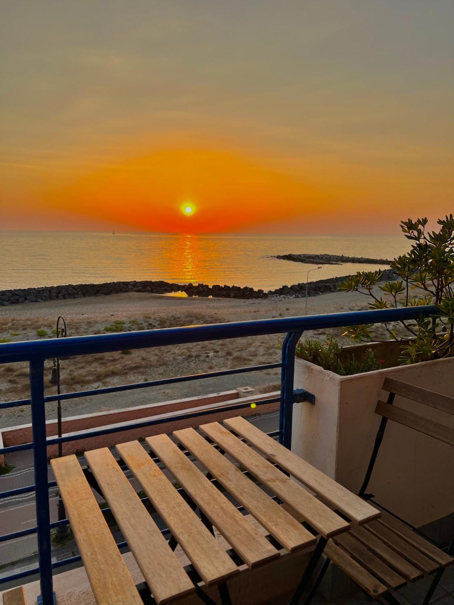 Alba Suite-Rome Airport Fco-Fronte Mare Fiumicino Luaran gambar