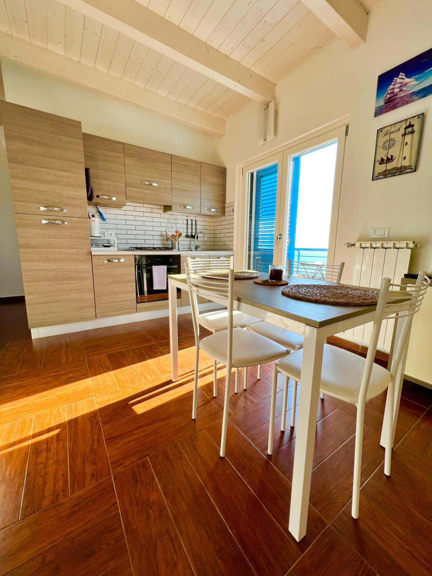 Alba Suite-Rome Airport Fco-Fronte Mare Fiumicino Luaran gambar